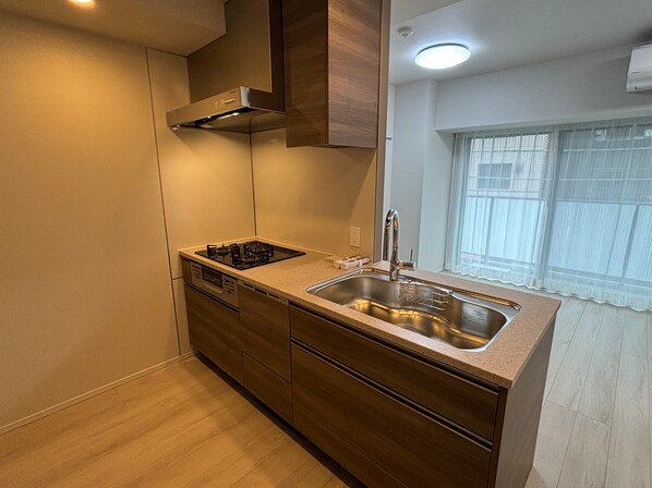 クレストコート上野の物件内観写真